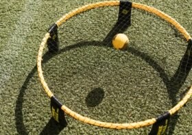 Best Outdoor Games for Adults: 6 Premium Backyard Picks